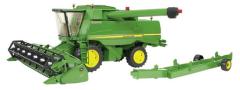Bruder John Deere T670i Maaimachine